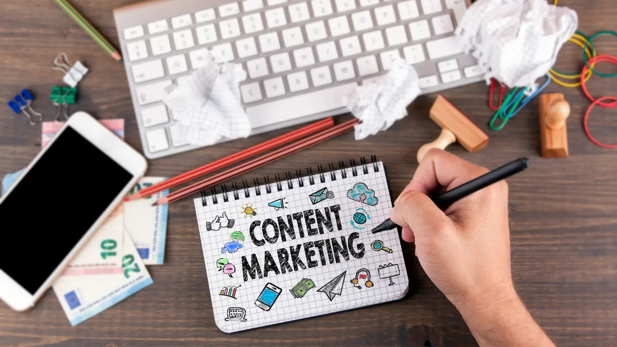 7 AI Copywriting Tools to Create Engaging Social Captions